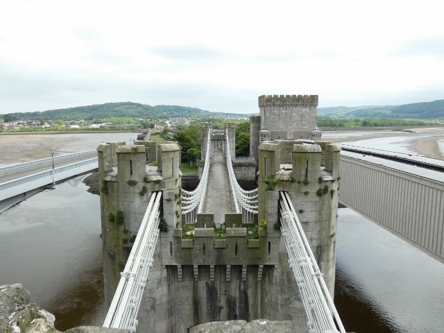 Conwy Castel, die drei Brücken