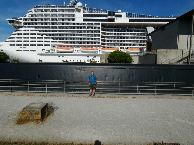 Grössenunterschied Roger, U-Boot, Kreuzfahrtschiff