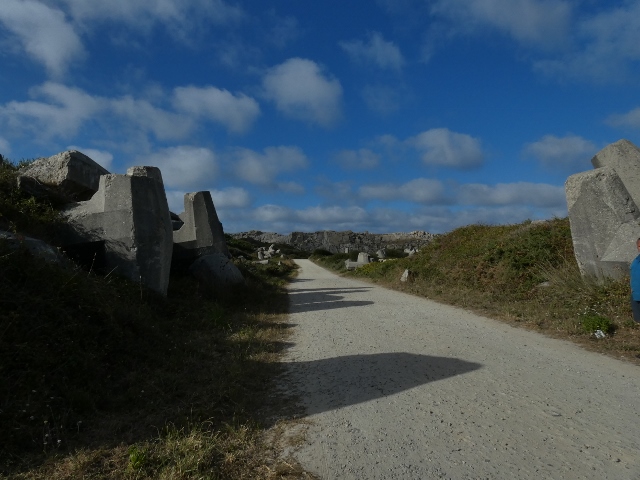 Dolos Betonkörper in Doppel-T Form