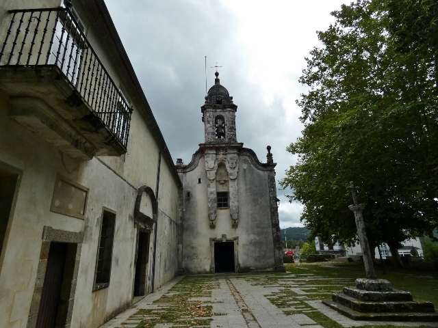 kleine offene Kirche