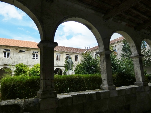 kleine offene Kirche