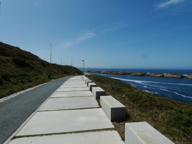 Fuss- und Fahrradweg