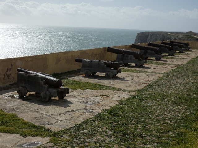 «Kanonen in Reihe laden, Piraten voraus»