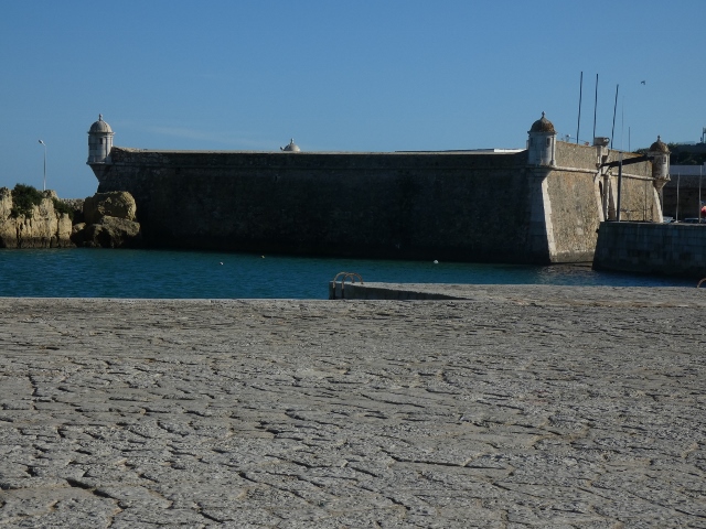 Auch in Lagos gibt es eine Seefestung