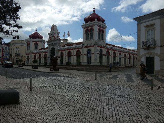 Markthalle am Sonntag