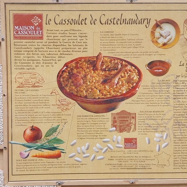 Deftig, herzhaft, kalorienreiches Essen – Spezialität Carcassonne