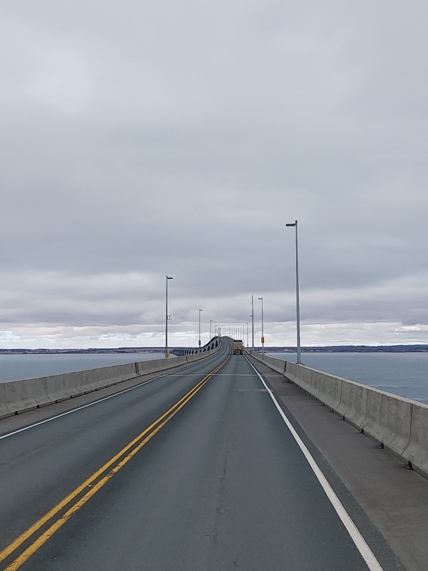 Brücke über 12 km lang