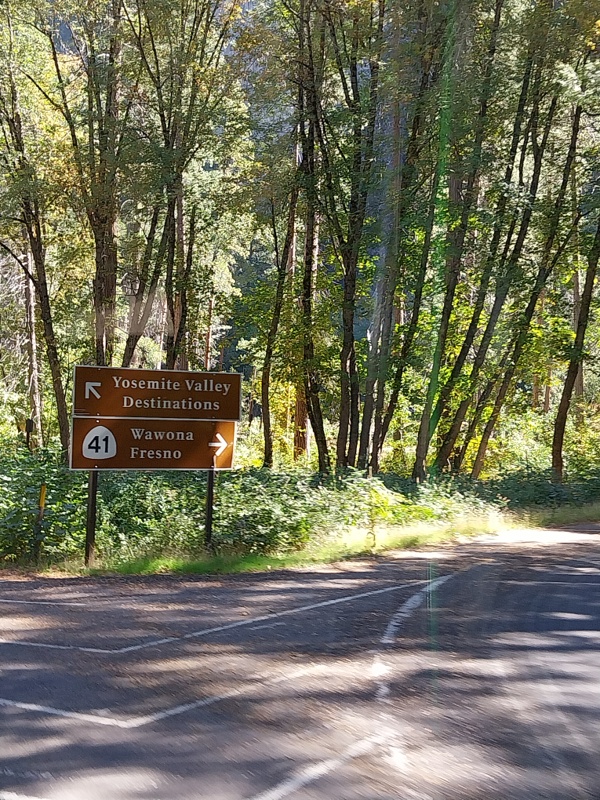 Weite geht es ins Yosemite Valley