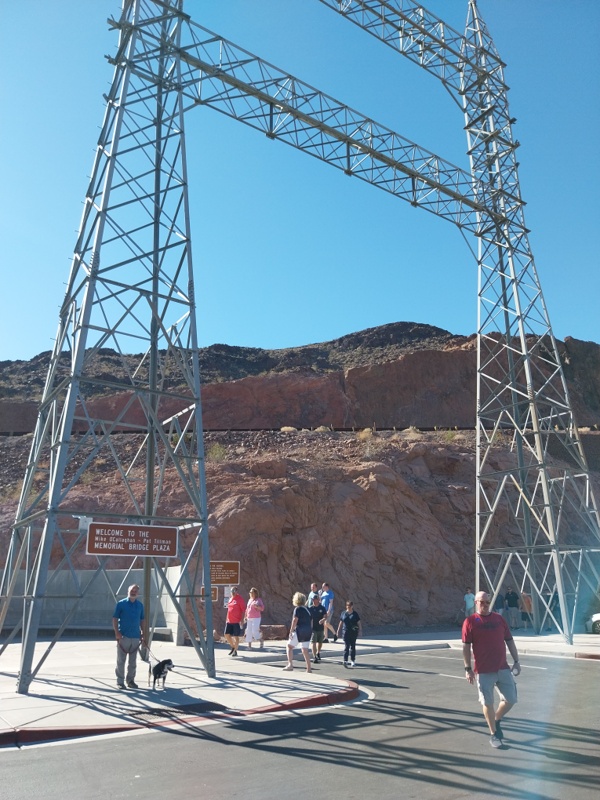 Zugang zur Mike O’Callaghan – Pat Tillman Memorial Bridge