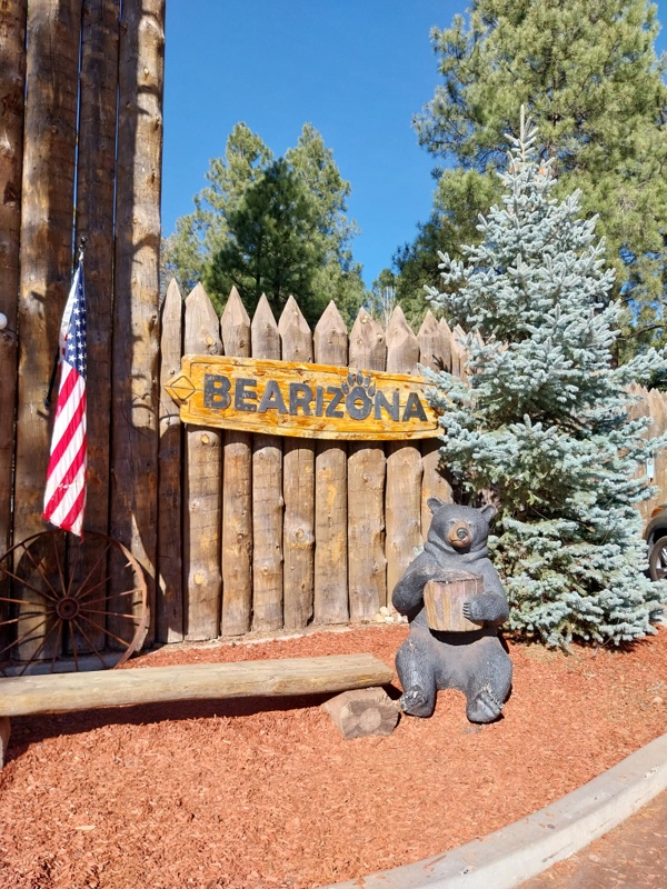 Willkommen im Bearizoa Walk Thru Bereich