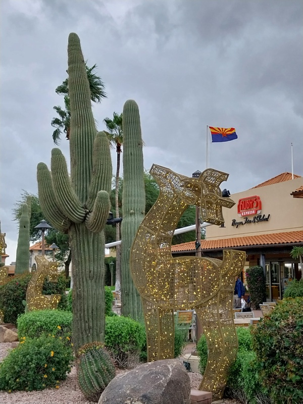 Einkaufszentrum Outlets