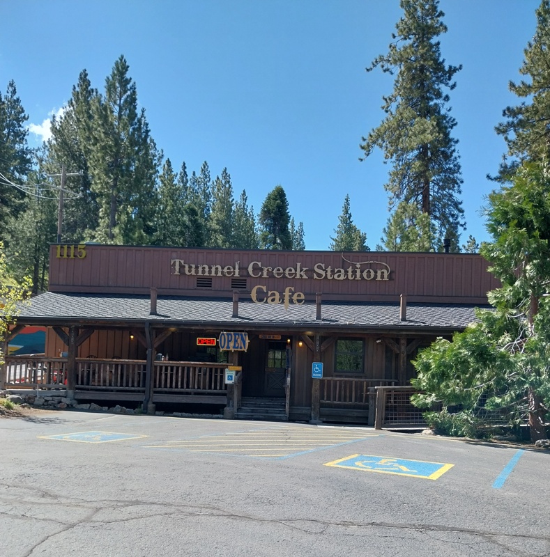 Kaffeepause im Tunne Creek Station Cafe