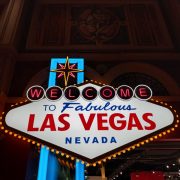 Willkommen im fabelhaften Las Vegas bei Nacht